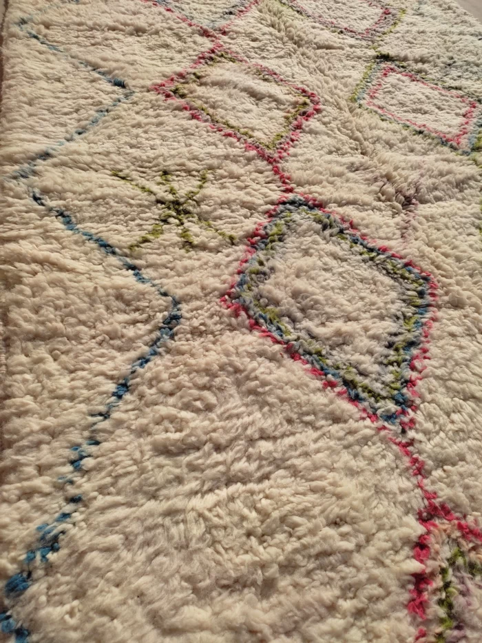 Classic Diamond Patterned