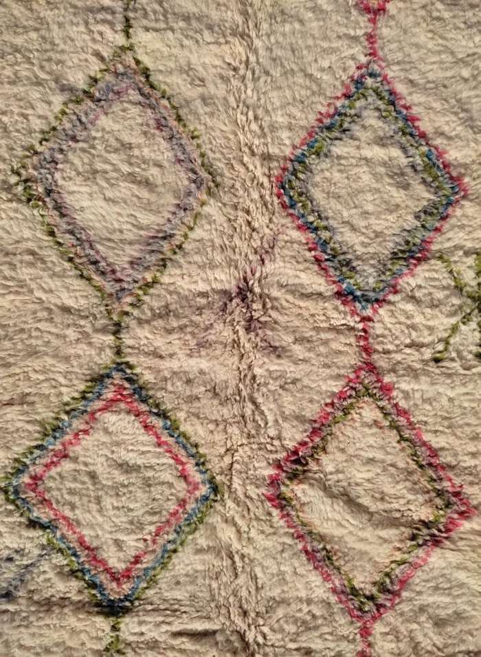 Classic Diamond Patterned
